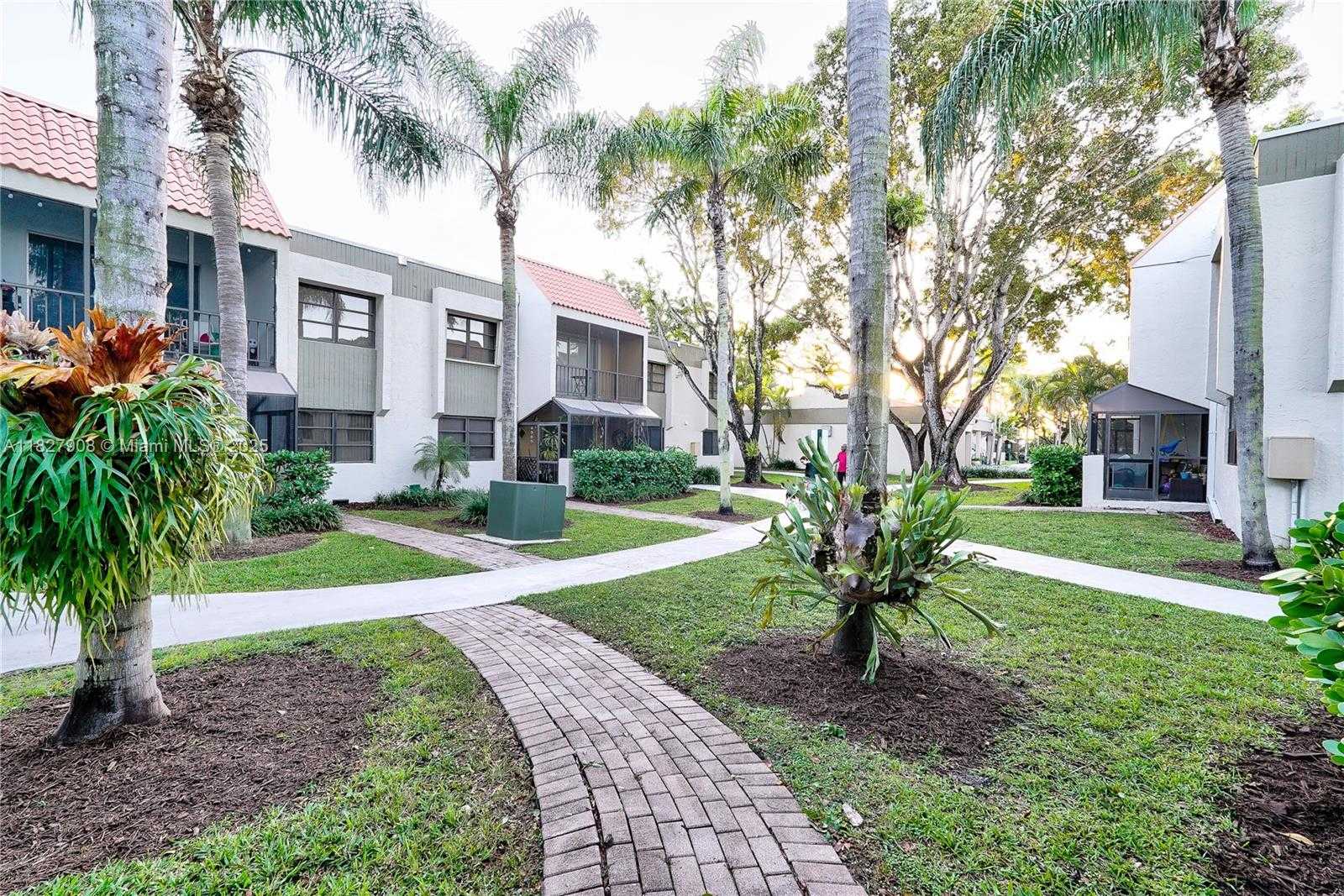 Small Image of 7917 SOUTH WEST 104TH ST #102F, Miami Number 25