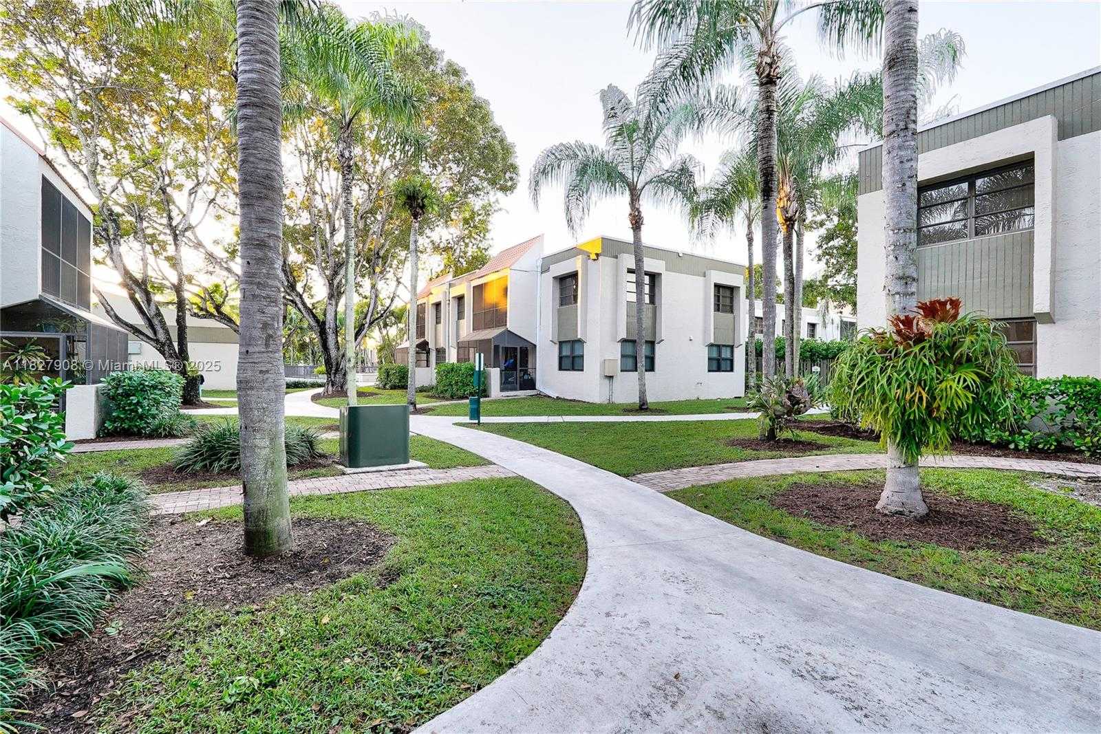 Small Image of 7917 SOUTH WEST 104TH ST #102F, Miami Number 26