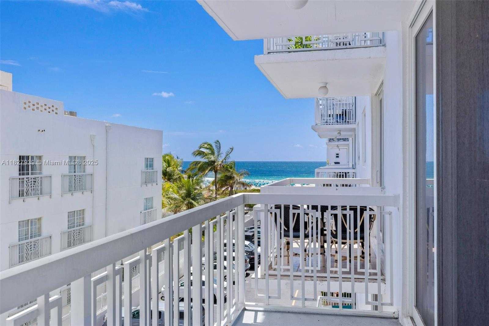 Small Image of 401 OCEAN DR #425, Miami Beach Number 10