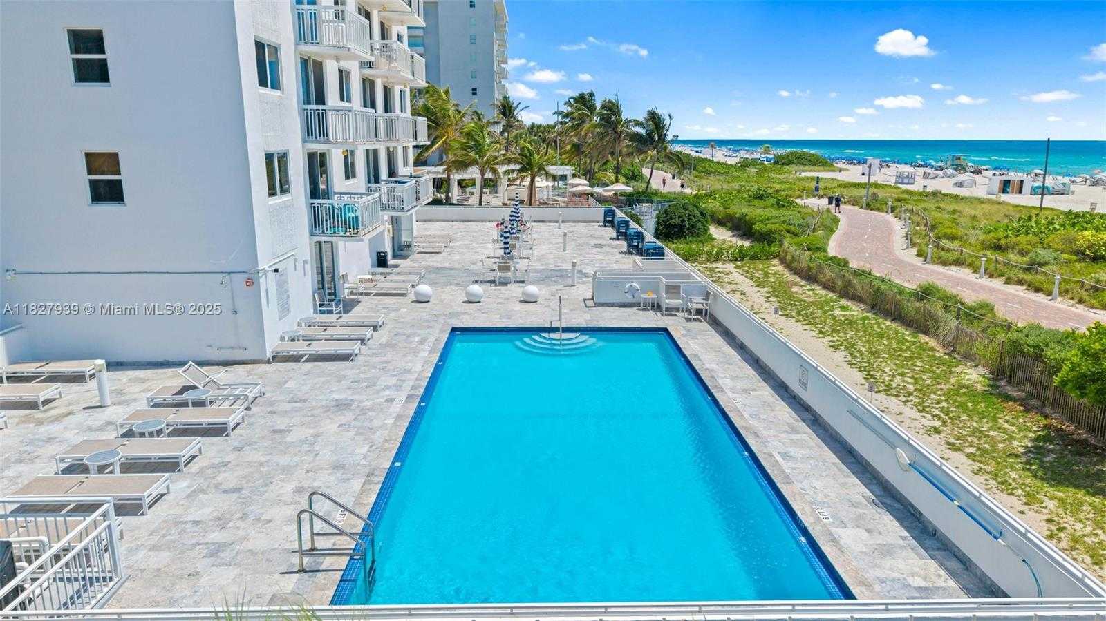Small Image of 401 OCEAN DR #425, Miami Beach Number 16