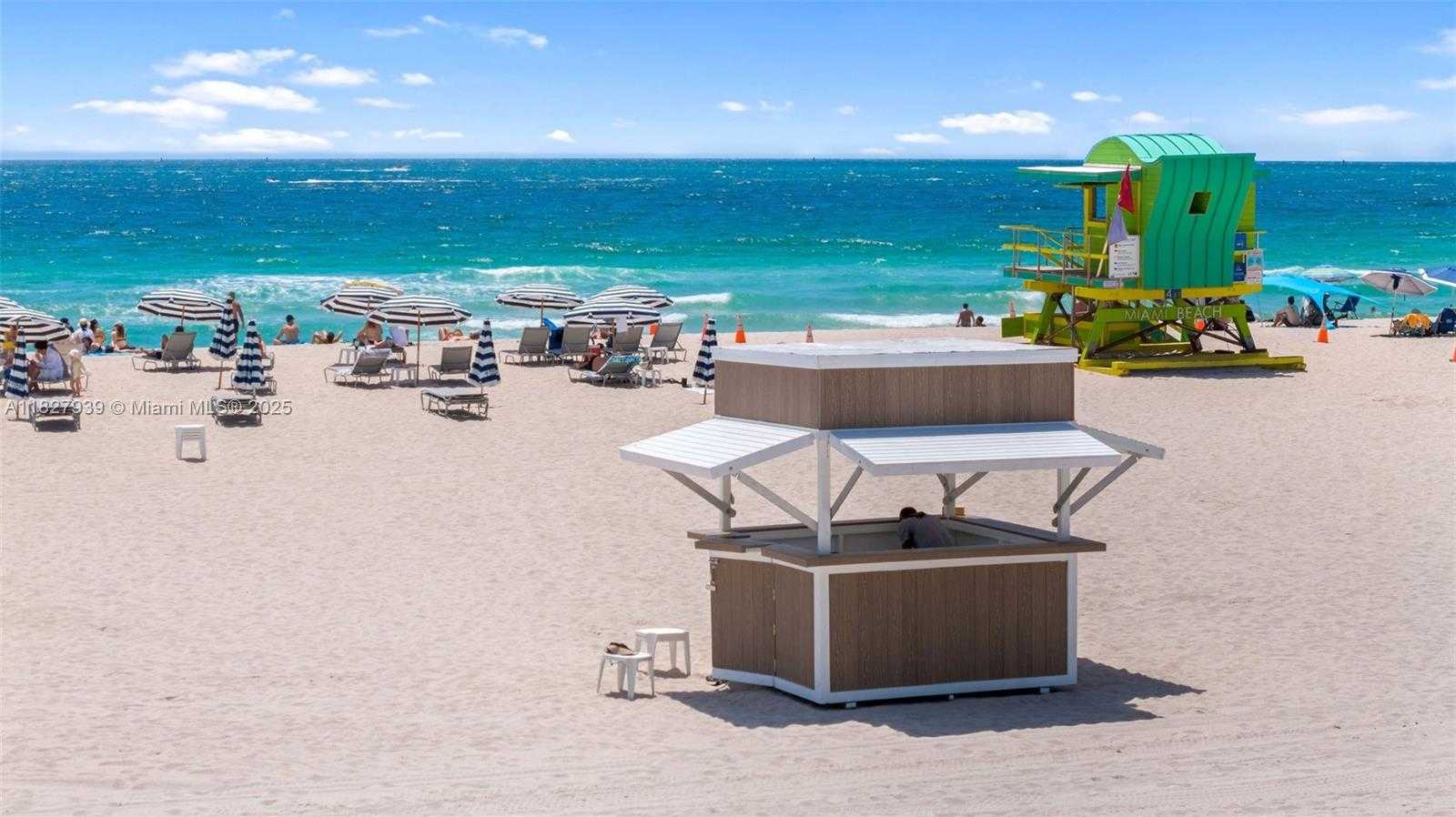 Small Image of 401 OCEAN DR #425, Miami Beach Number 18
