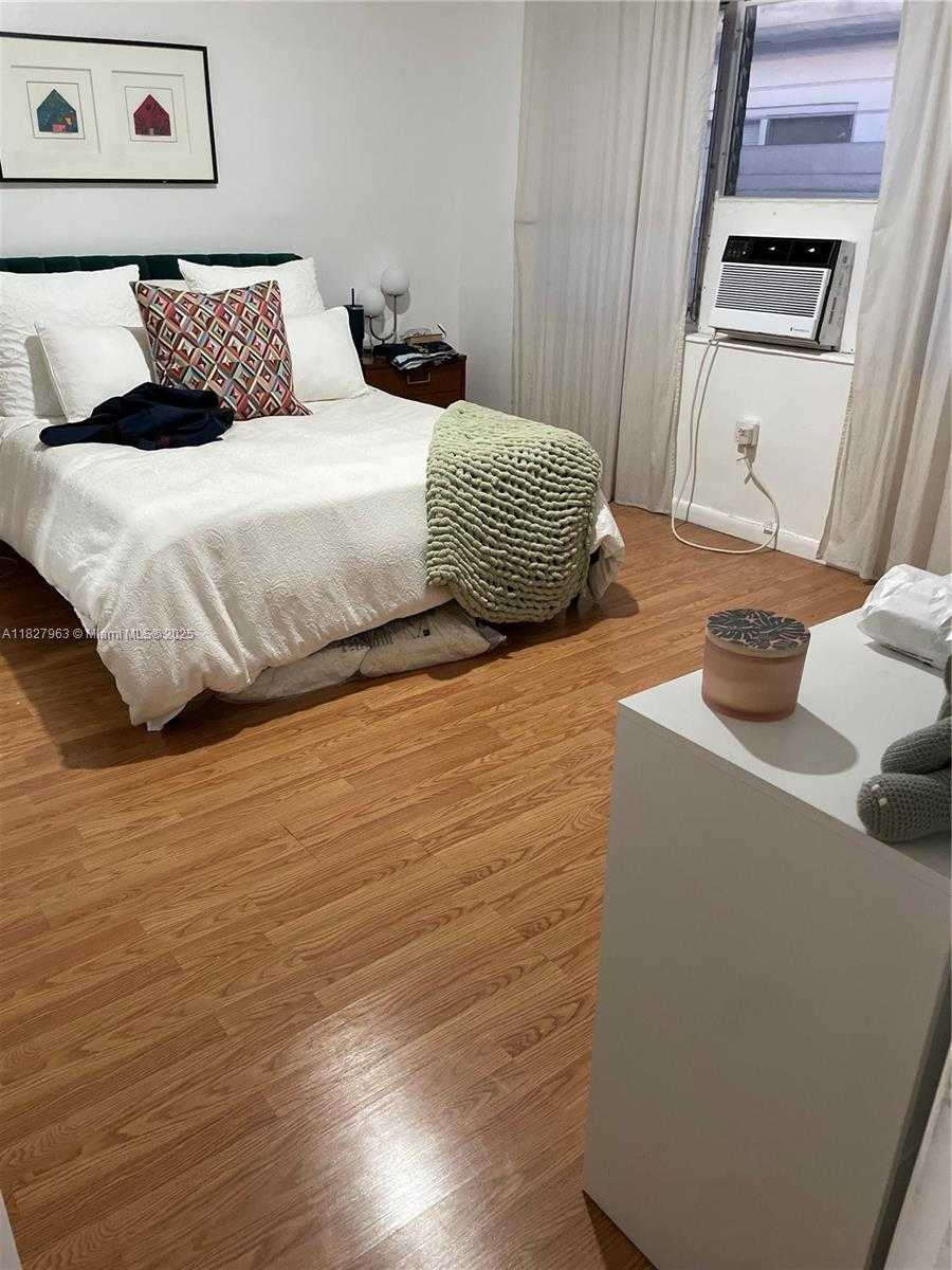 Small Image of 7311 GARY AVE #28, Miami Beach Number 6