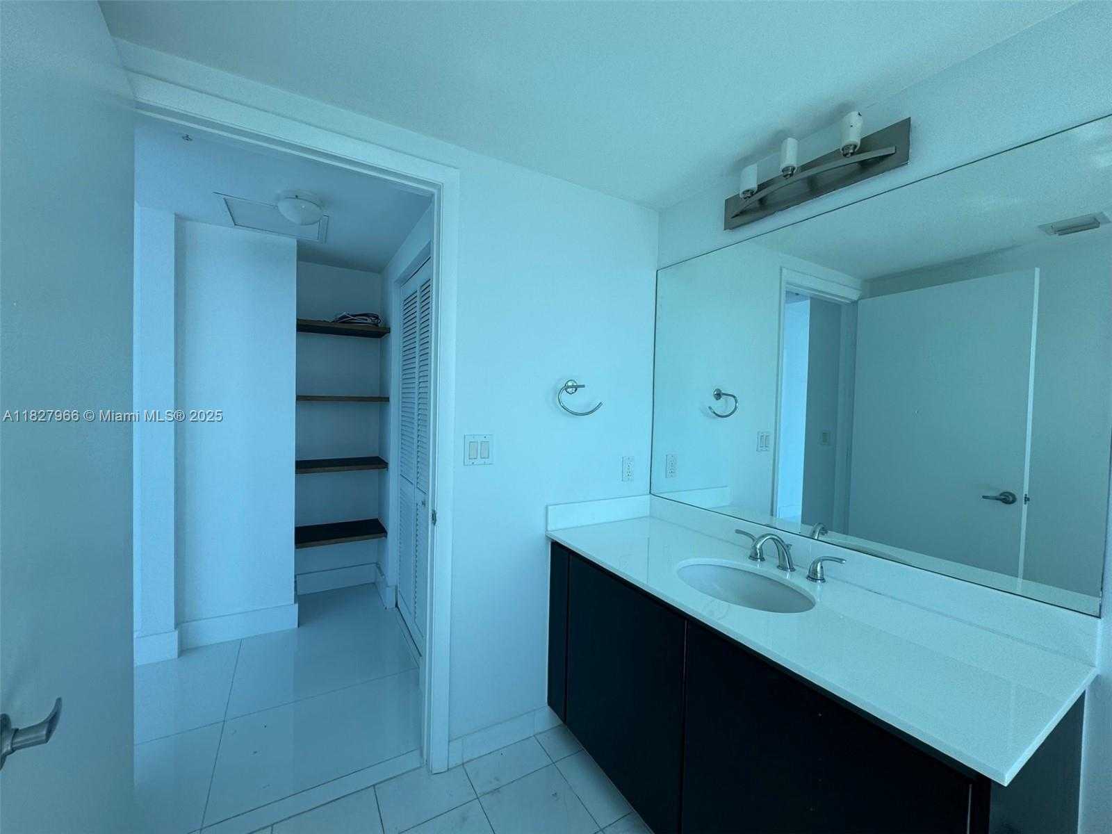 Small Image of 665 NORTH EAST 25TH ST #PHI-04, Miami Number 15
