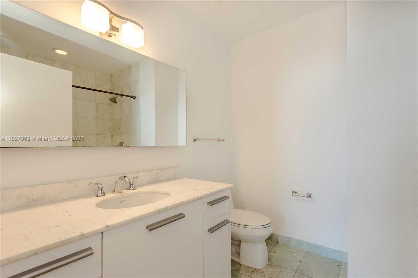 Small Image of 1060 BRICKELL AV #4309, Miami Number 15