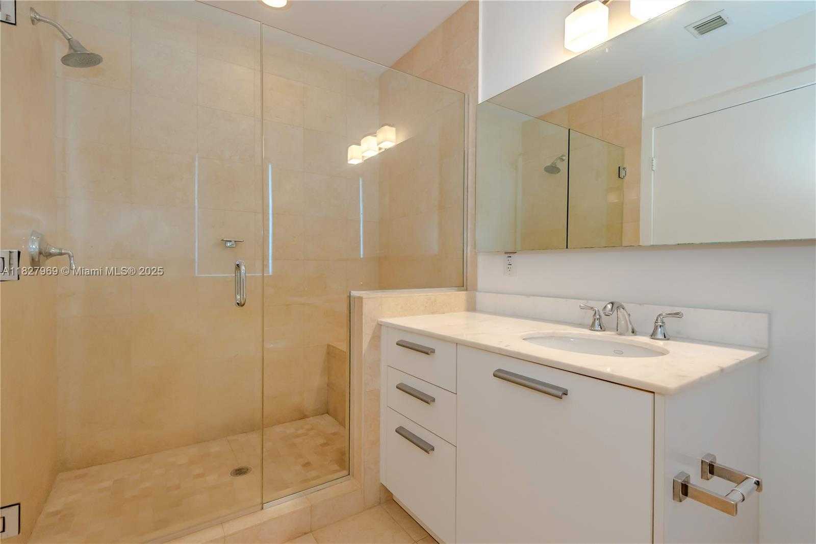 Small Image of 1060 BRICKELL AV #4309, Miami Number 24
