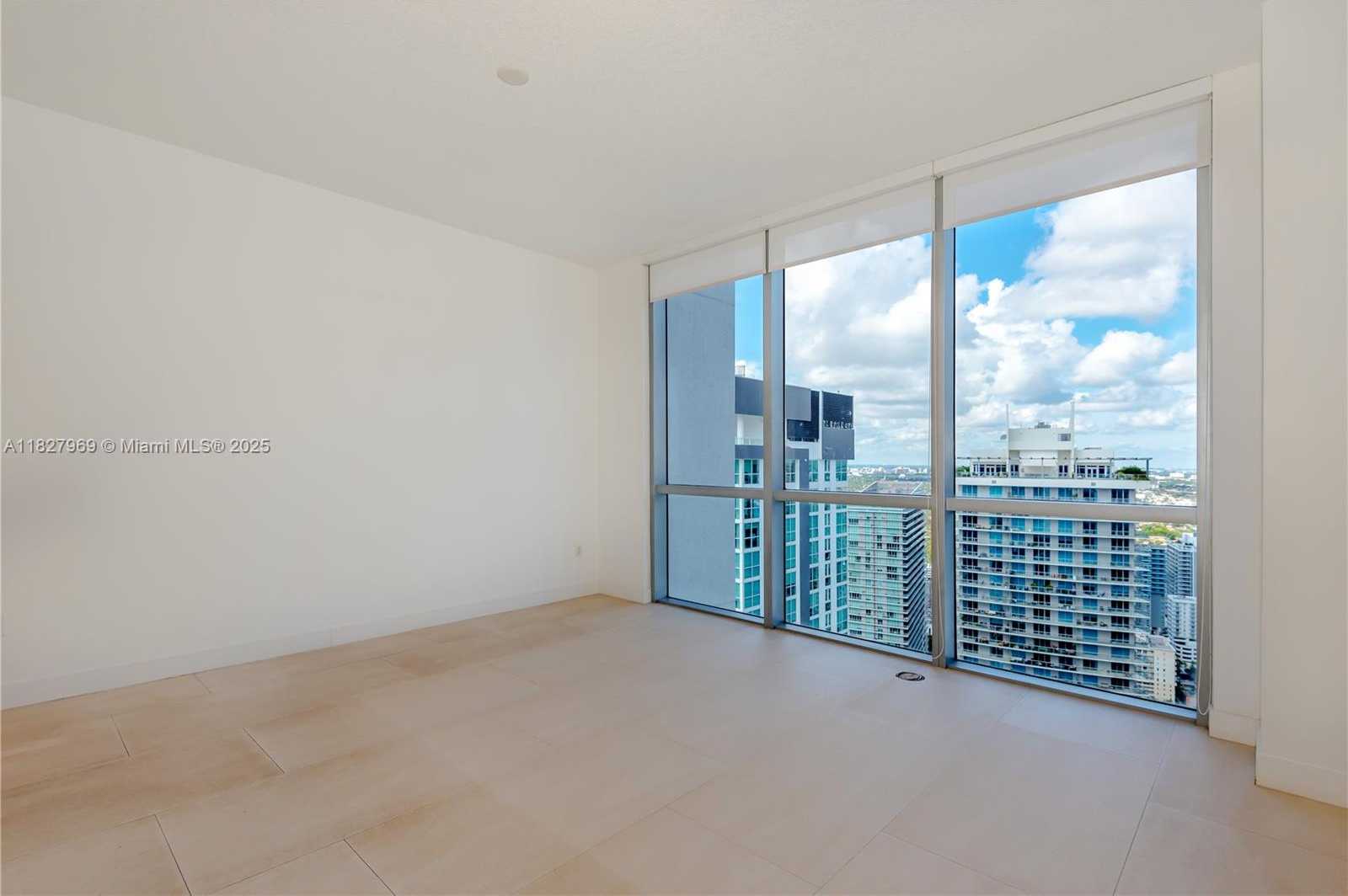 Small Image of 1060 BRICKELL AV #4309, Miami Number 7