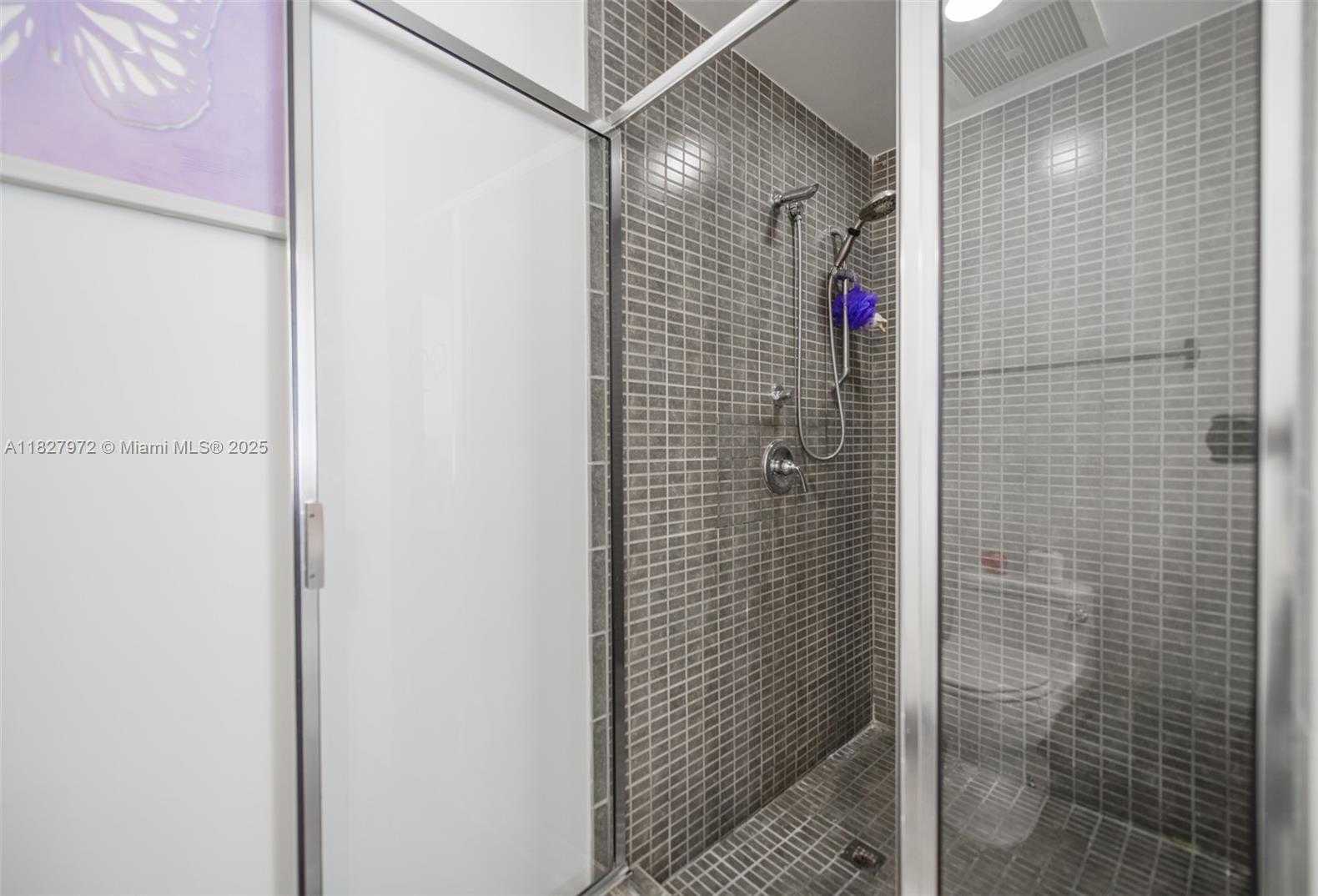 Small Image of 3470 EAST COAST AVE #H1608, Miami Number 12