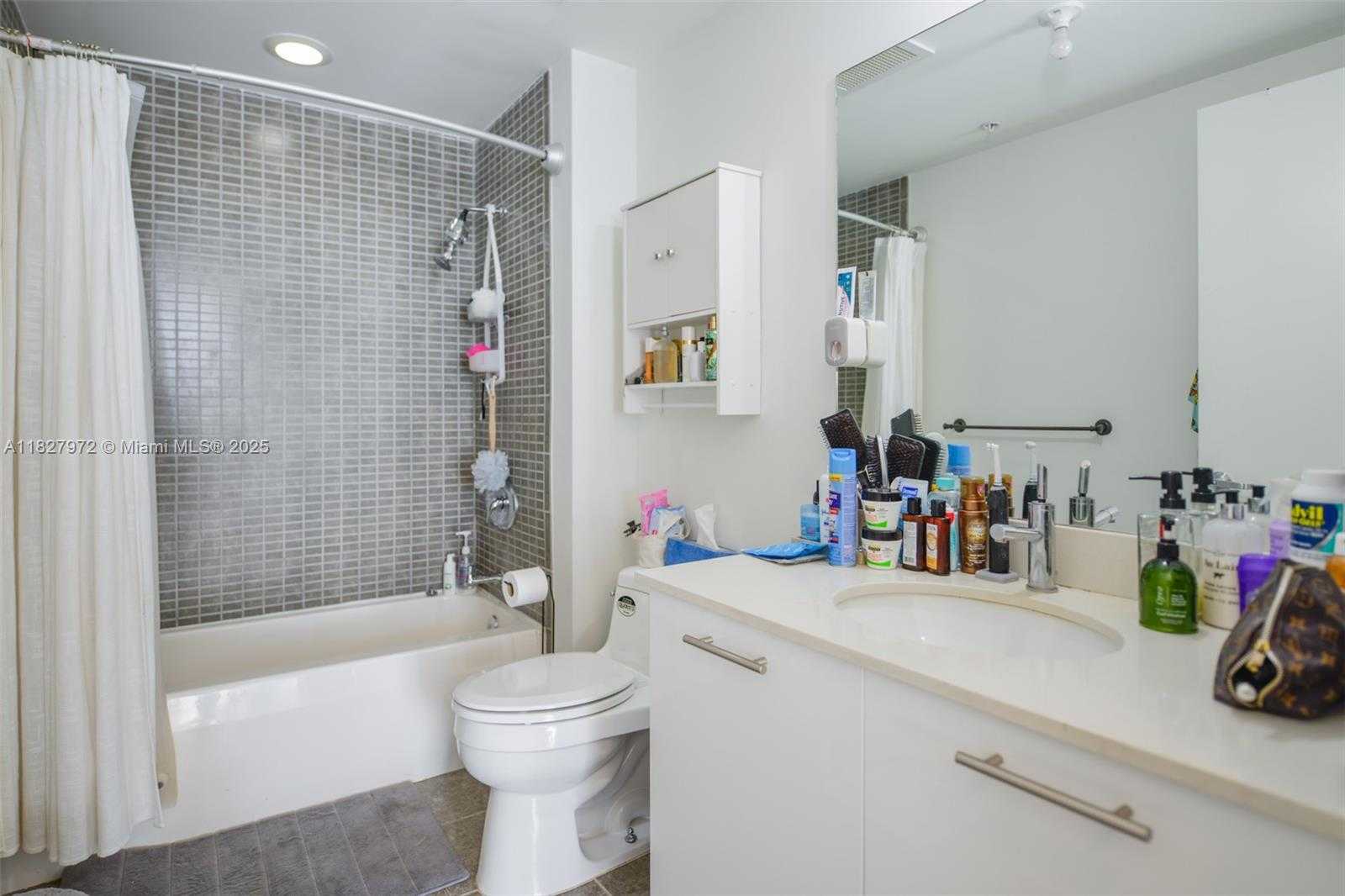 Small Image of 3470 EAST COAST AVE #H1608, Miami Number 8