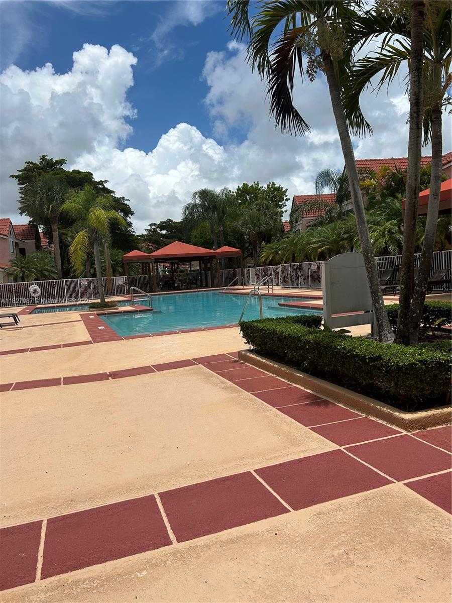 Small Image of 15551 SOUTH WEST 104TH TER #812, Miami Number 13