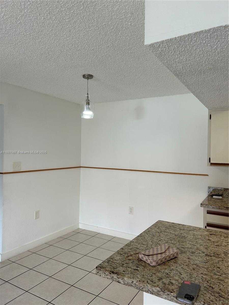 Small Image of 15551 SOUTH WEST 104TH TER #812, Miami Number 2