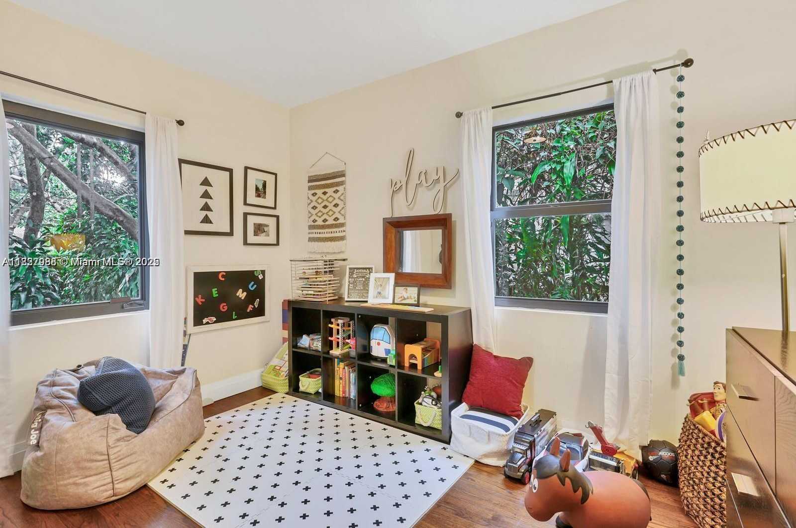 Small Image of 45 NORTH EAST 98TH ST, Miami Shores Number 18