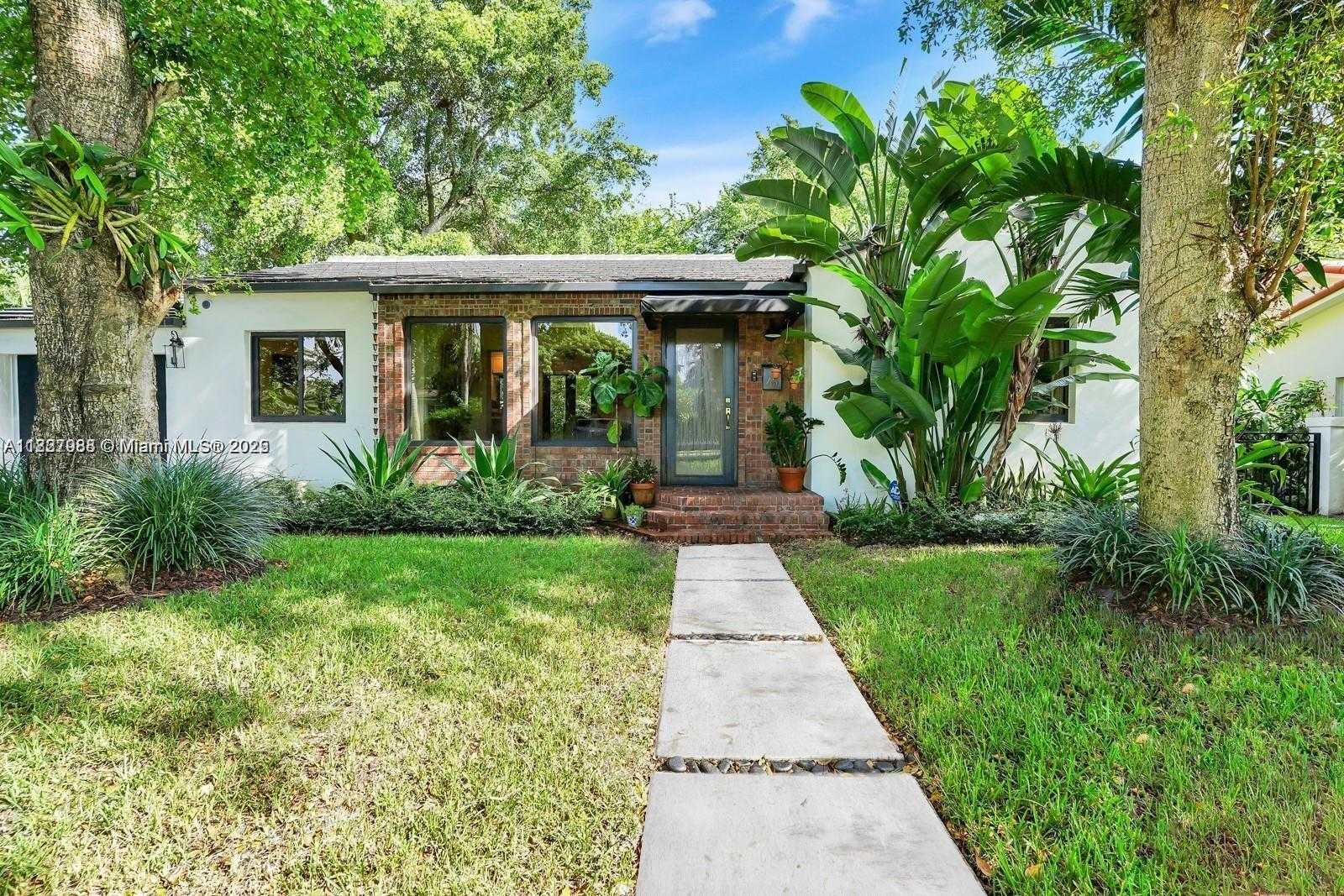 Small Image of 45 NORTH EAST 98TH ST, Miami Shores Number 3