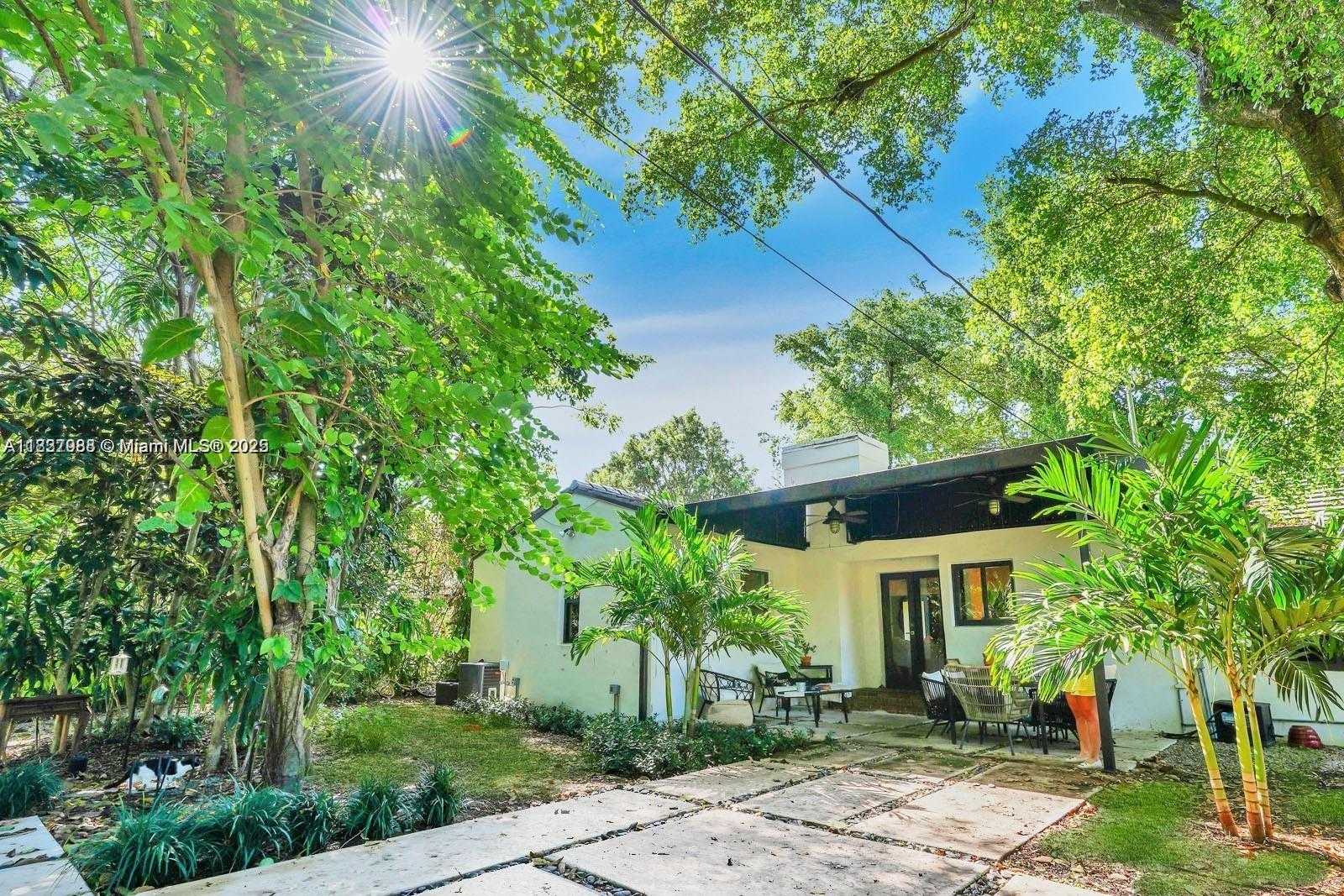 Small Image of 45 NORTH EAST 98TH ST, Miami Shores Number 7