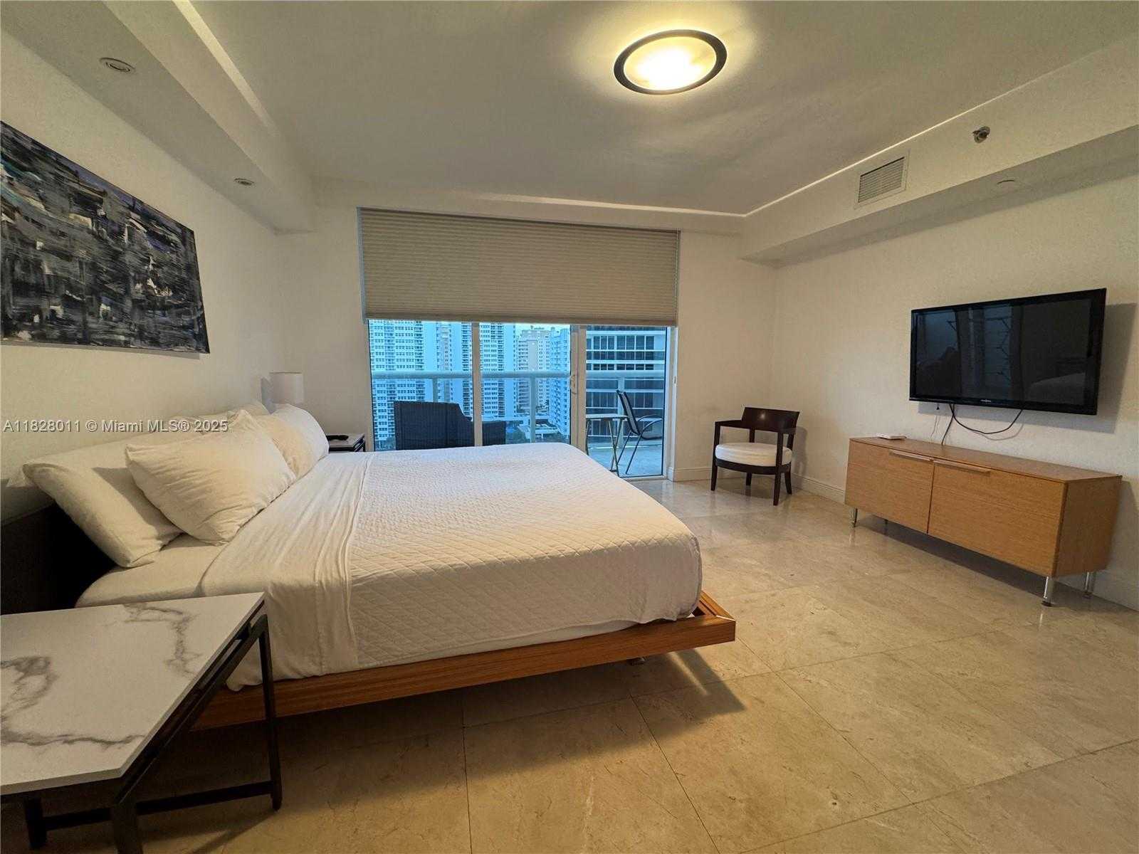 Small Image of 1830 SOUTH OCEAN DRIVE #1404, Hallandale Beach Number 13