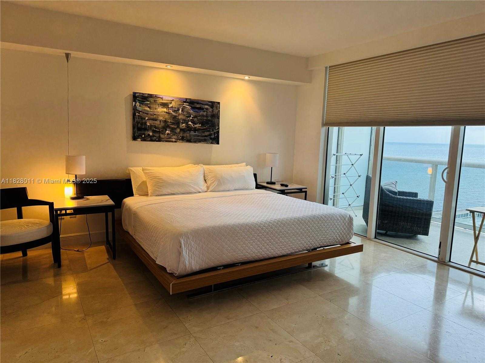 Small Image of 1830 SOUTH OCEAN DRIVE #1404, Hallandale Beach Number 14