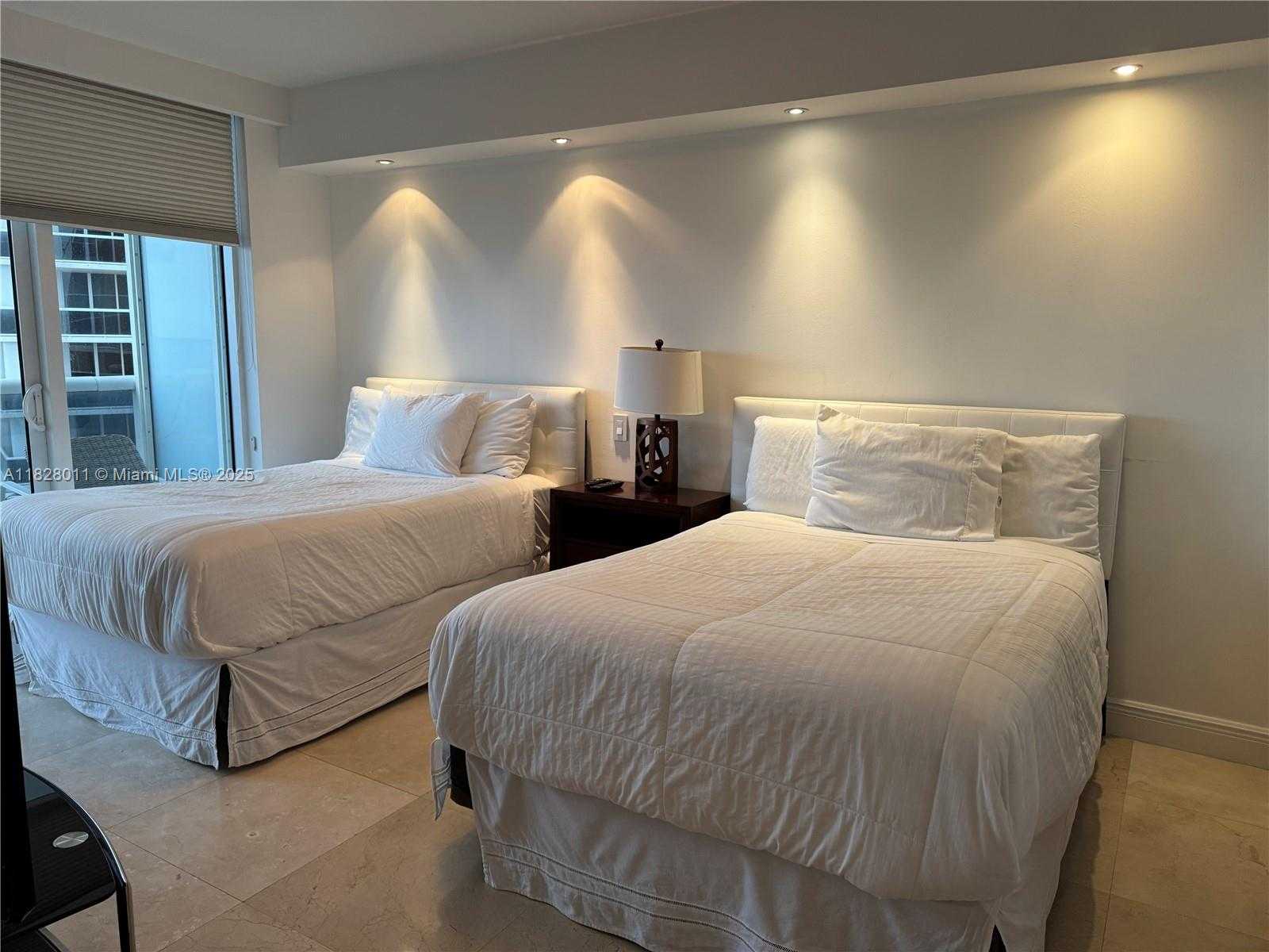 Small Image of 1830 SOUTH OCEAN DRIVE #1404, Hallandale Beach Number 16