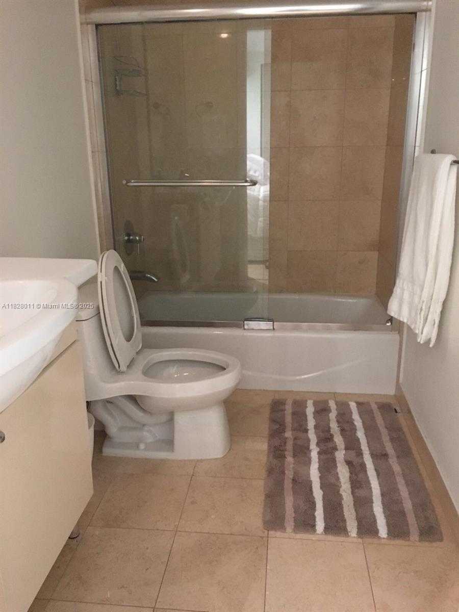 Small Image of 1830 SOUTH OCEAN DRIVE #1404, Hallandale Beach Number 20