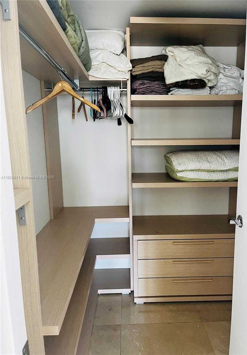 Small Image of 1830 SOUTH OCEAN DRIVE #1404, Hallandale Beach Number 30