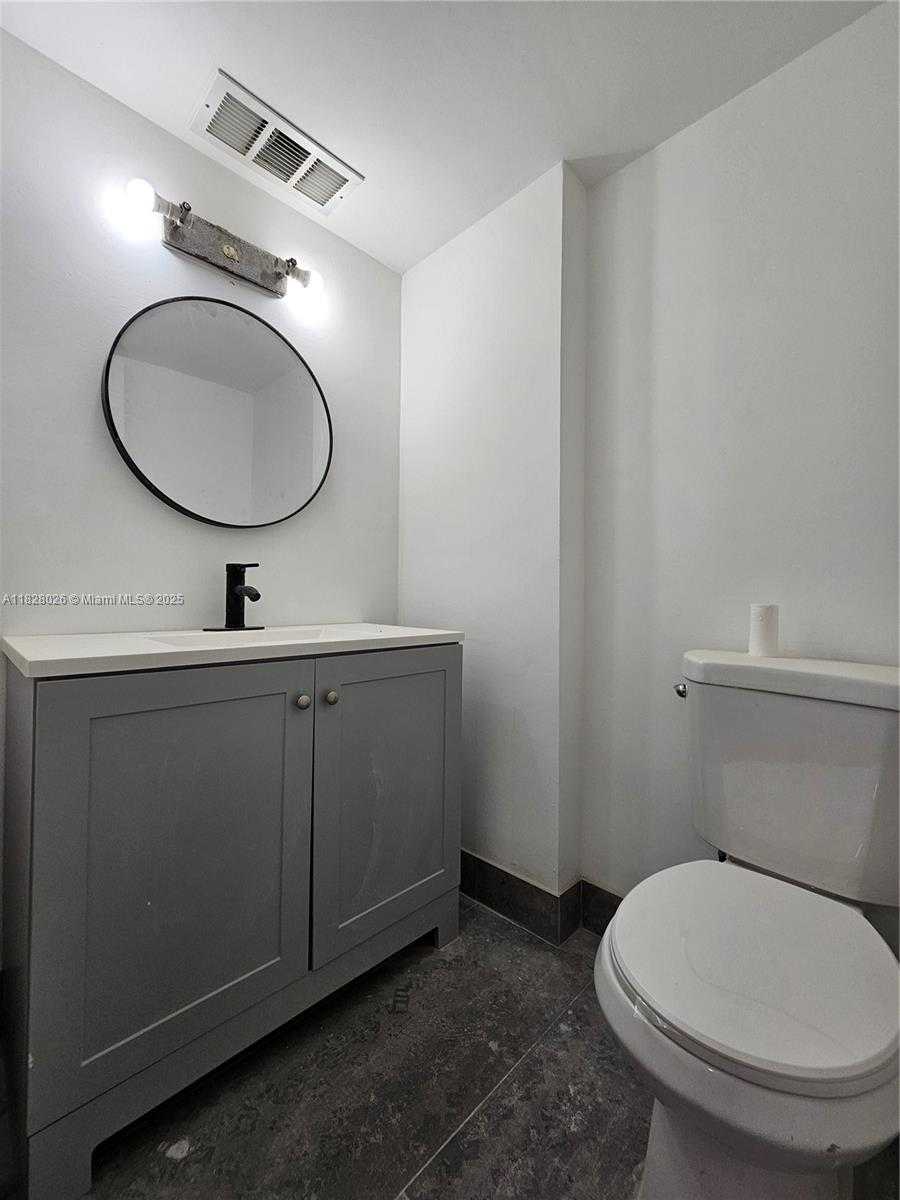 Small Image of 3600 NORTH EAST 170TH ST #402, North Miami Beach Number 11