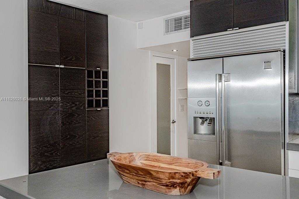 Small Image of 2301 COLLINS AVE #705, Miami Beach Number 11