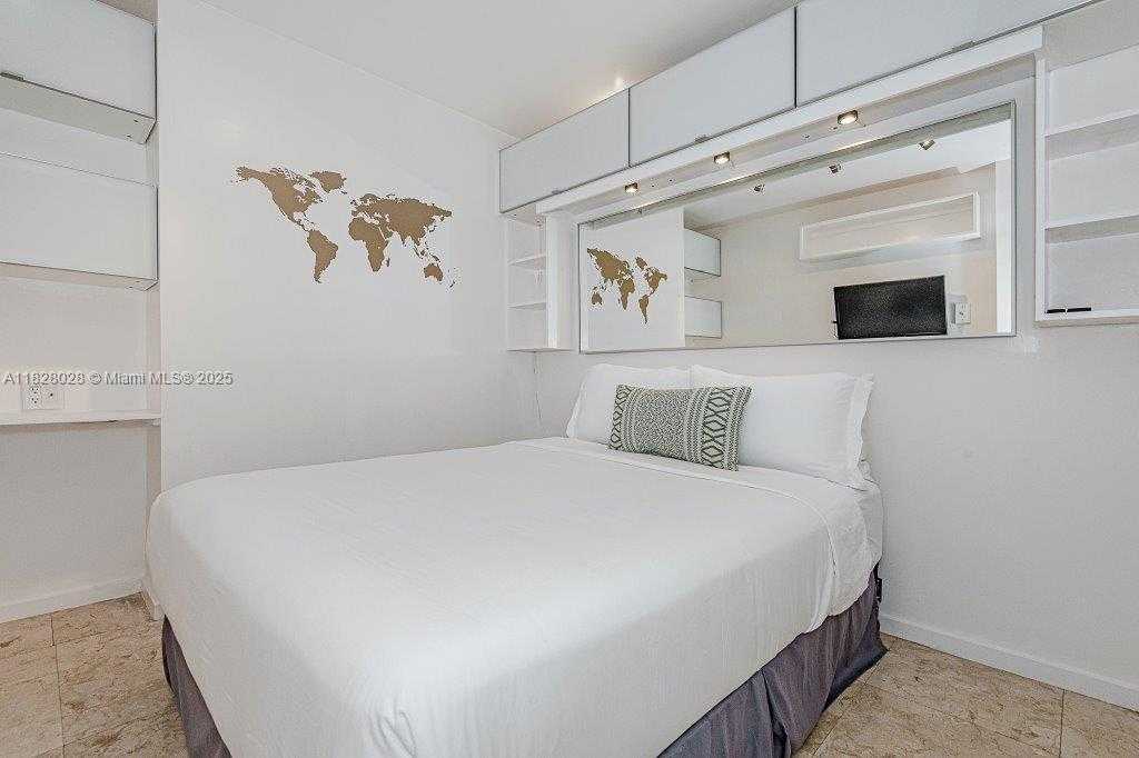 Small Image of 2301 COLLINS AVE #705, Miami Beach Number 19