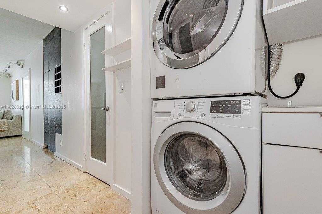 Small Image of 2301 COLLINS AVE #705, Miami Beach Number 23