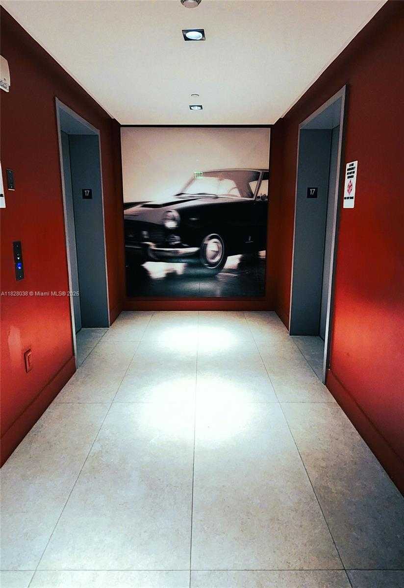 Small Image of 1100 SOUTH MIAMI AVE #1708, Miami Number 4