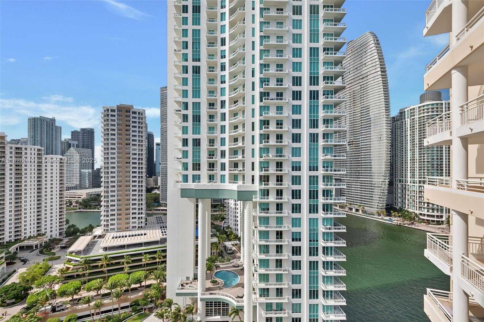 Small Image of 888 BRICKELL KEY DR #2100, Miami Number 15
