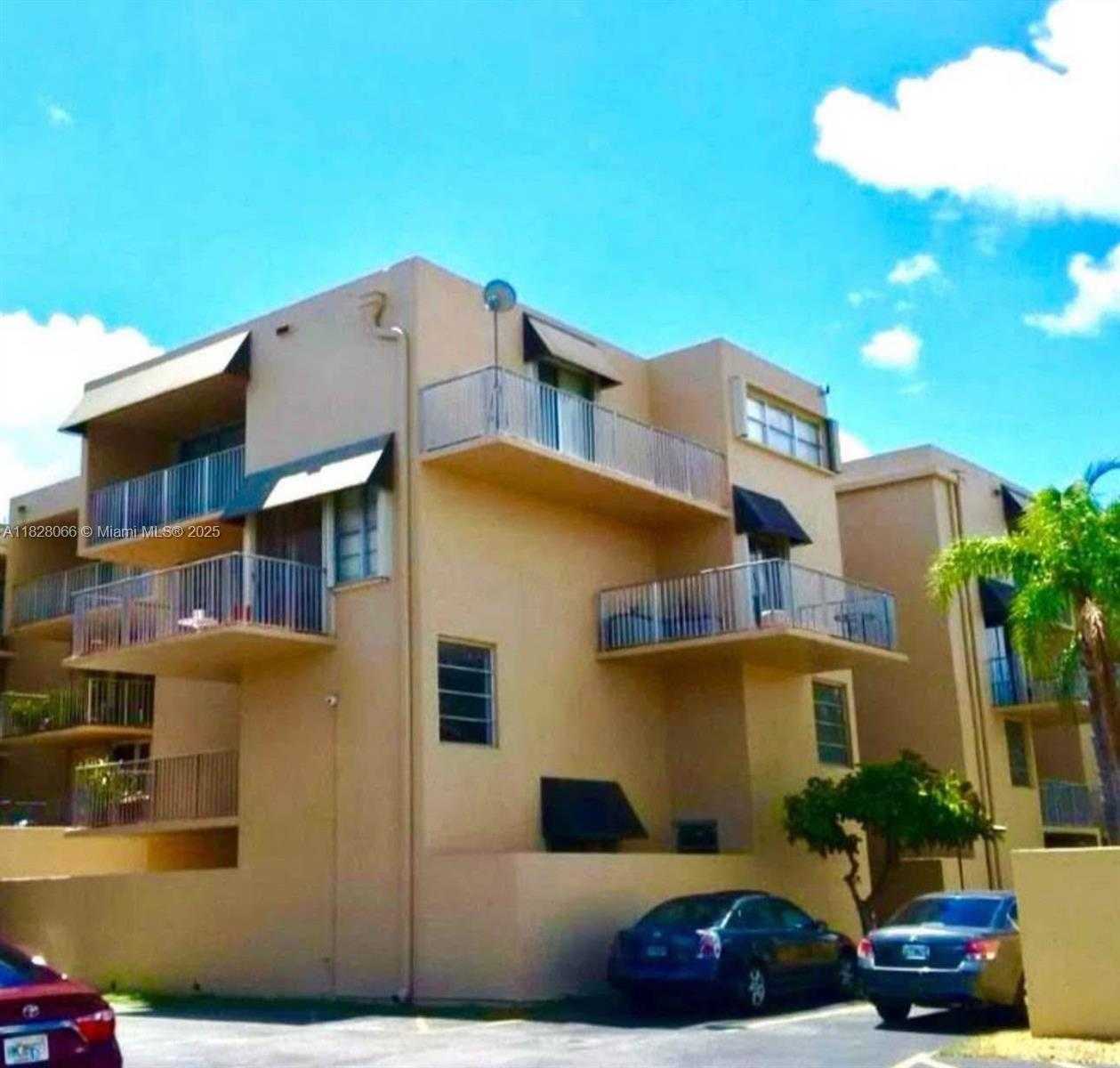 Small Image of 10801 SOUTH WEST 109TH CT #D201, Miami Number 7
