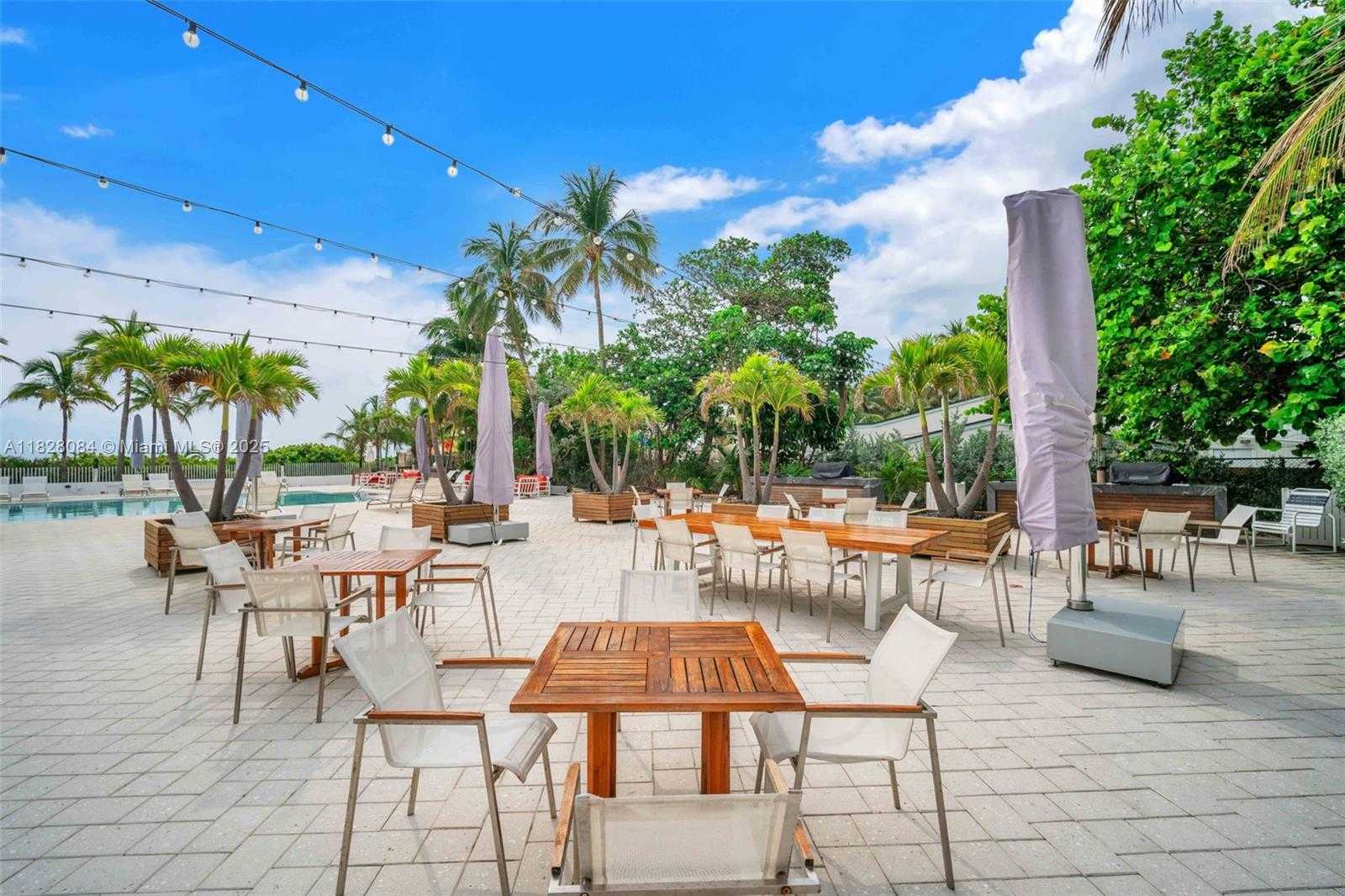 Small Image of 611 OCEAN DR #3E, Key Biscayne Number 21