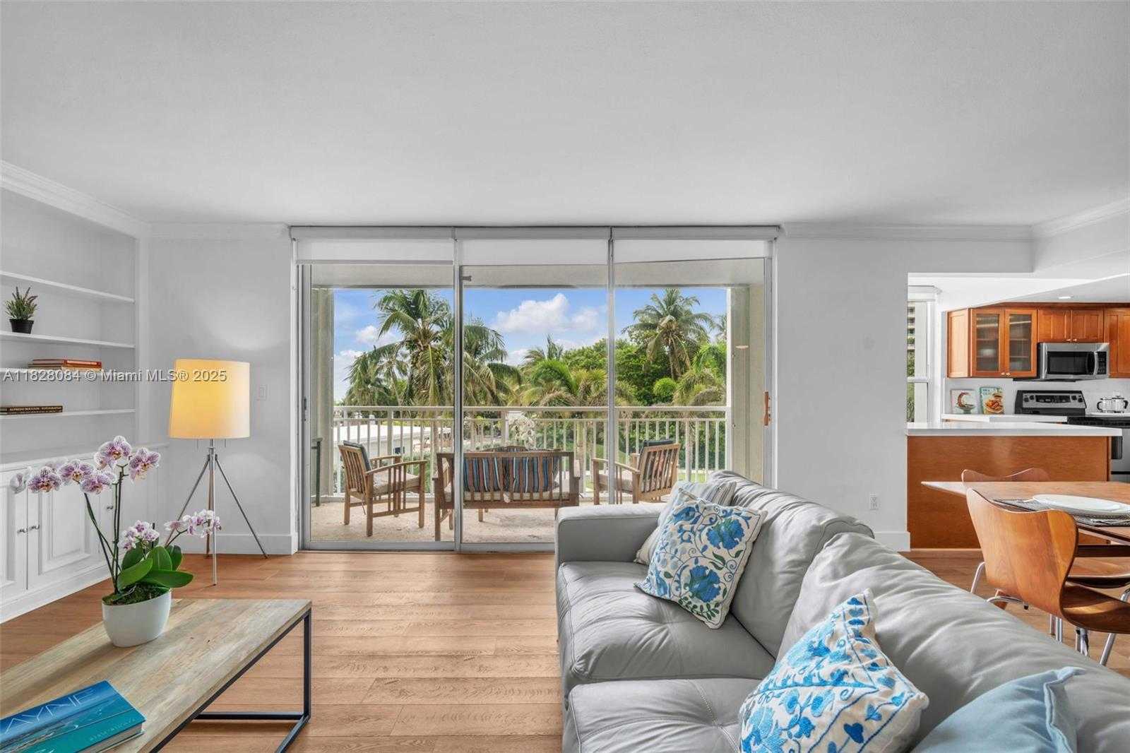 Small Image of 611 OCEAN DR #3E, Key Biscayne Number 4