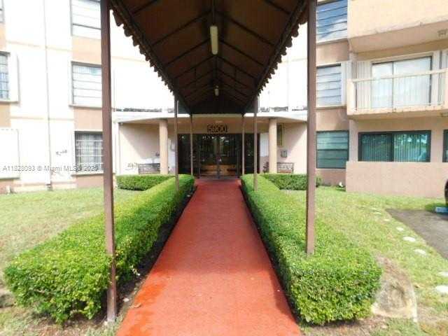Small Image of 5900 SOUTH WEST 127TH AVE #3304, Miami Number 2