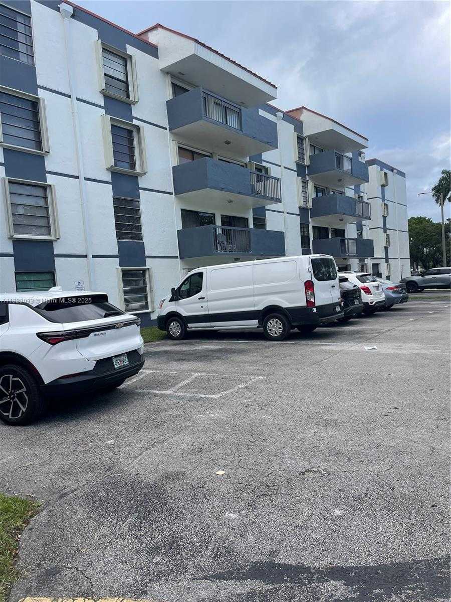 Small Image of 5900 SOUTH WEST 127TH AVE #3304, Miami Number 43