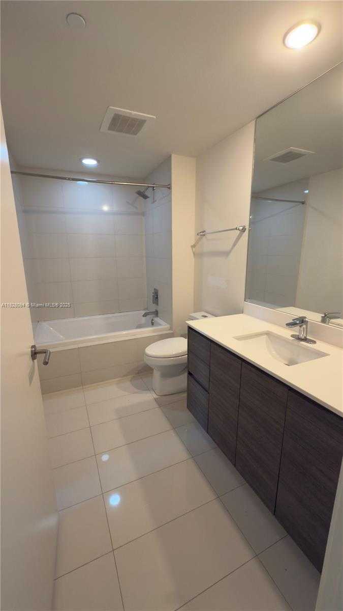 Small Image of 1100 SOUTH MIAMI AVE #2104, Miami Number 22
