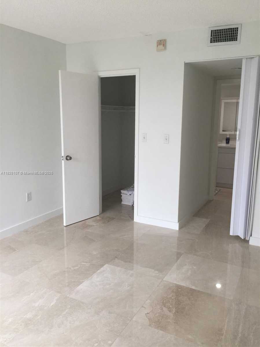 Small Image of 17570 ATLANTIC BL #406, Sunny Isles Beach Number 5