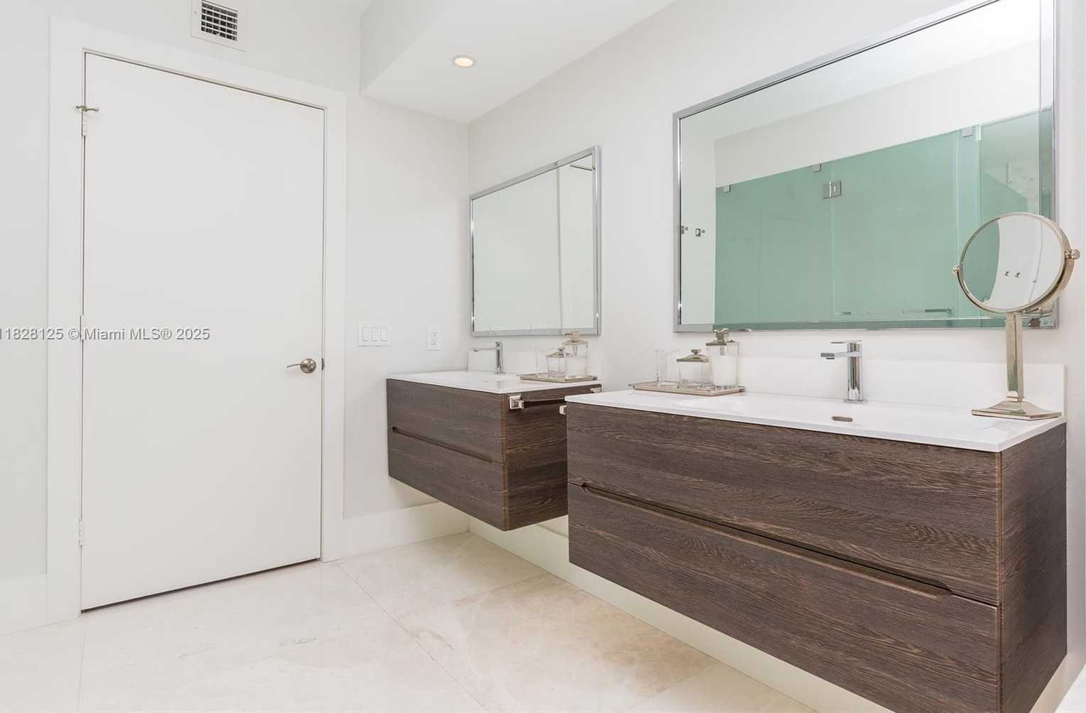 Small Image of 1830 SOUTH OCEAN DR #2801, Hallandale Beach Number 19