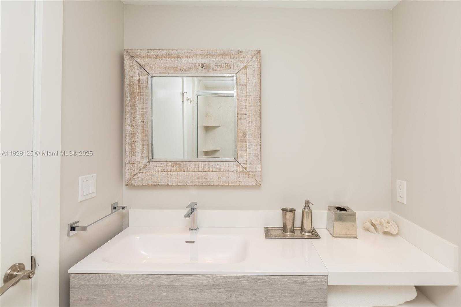 Small Image of 1830 SOUTH OCEAN DR #2801, Hallandale Beach Number 21