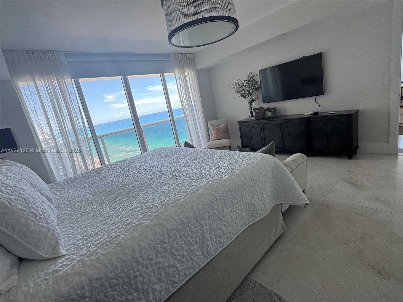 Small Image of 1830 SOUTH OCEAN DR #2801, Hallandale Beach Number 45