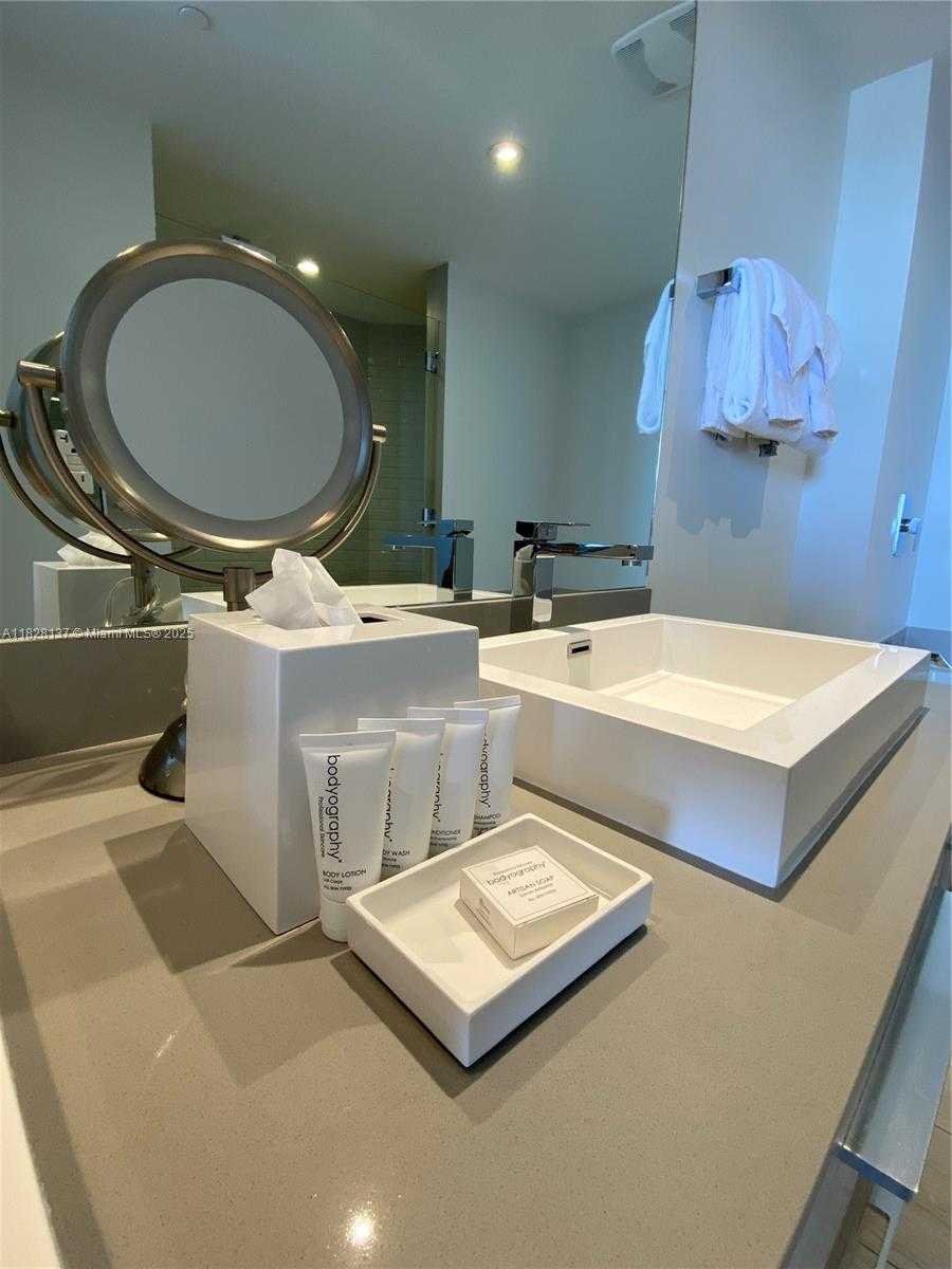 Small Image of 4010 SOUTH OCEAN DR #R2102, Hollywood Number 12