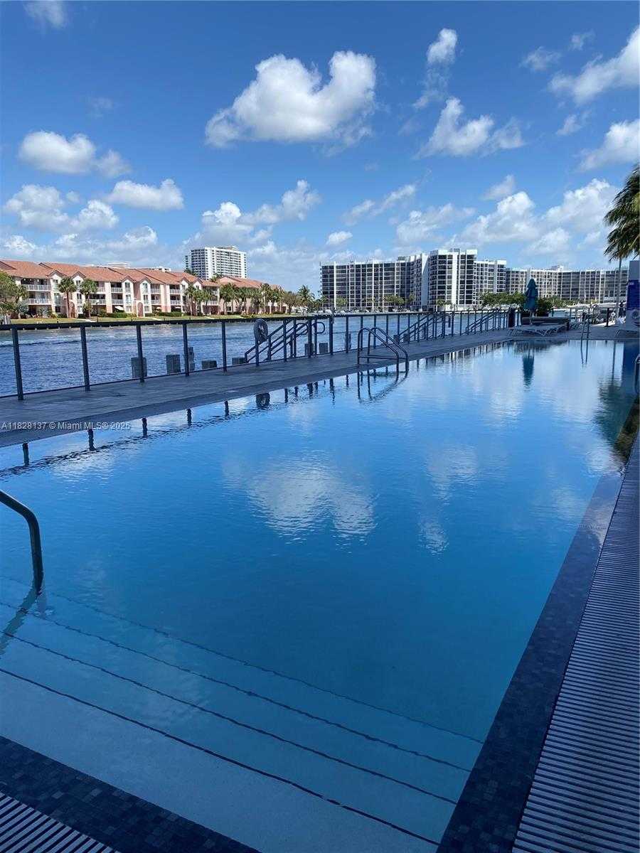 Small Image of 4010 SOUTH OCEAN DR #R2102, Hollywood Number 15