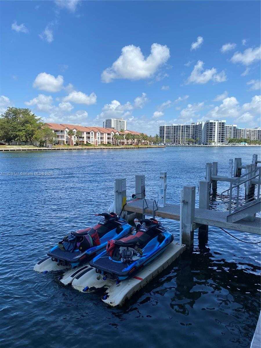 Small Image of 4010 SOUTH OCEAN DR #R2102, Hollywood Number 16