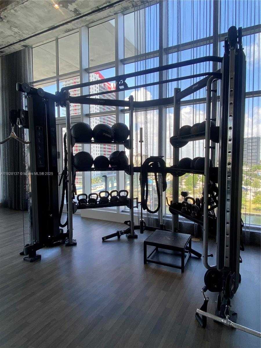 Small Image of 4010 SOUTH OCEAN DR #R2102, Hollywood Number 20