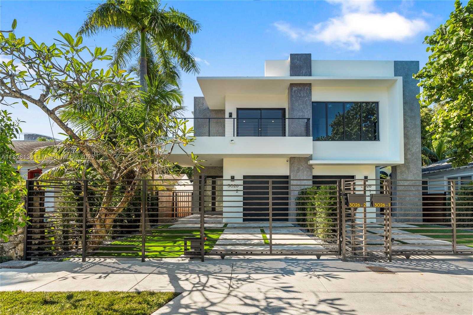 Small Image of 3026 AVIATION AVE #2, Miami Number 3