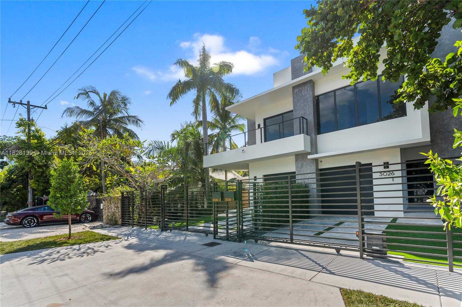 Small Image of 3026 AVIATION AVE #2, Miami Number 58
