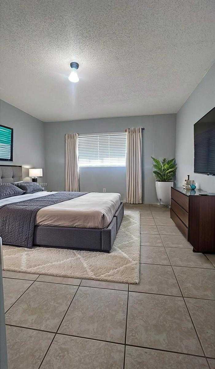 Small Image of 8851 NORTH WEST 119TH ST #3406-3, Hialeah Gardens Number 5