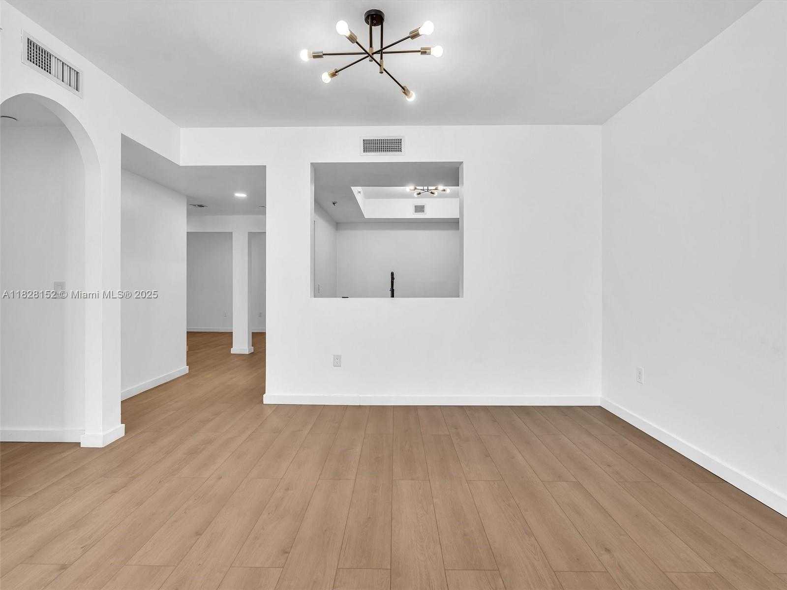 Small Image of 3340 NORTH EAST 190TH ST #1007, Aventura Number 26