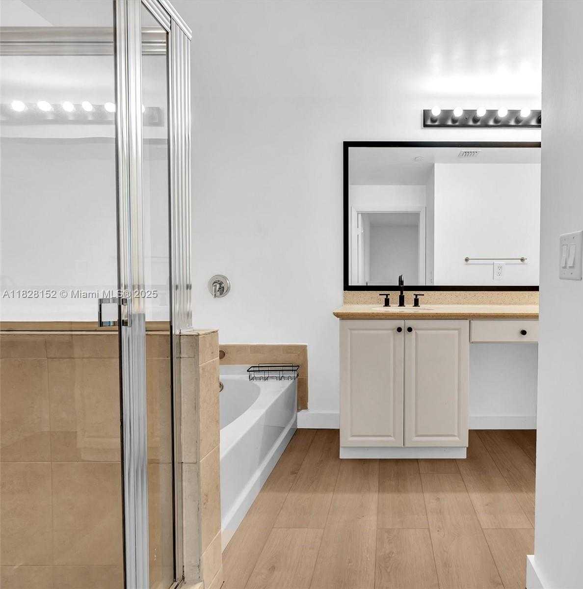 Small Image of 3340 NORTH EAST 190TH ST #1007, Aventura Number 51
