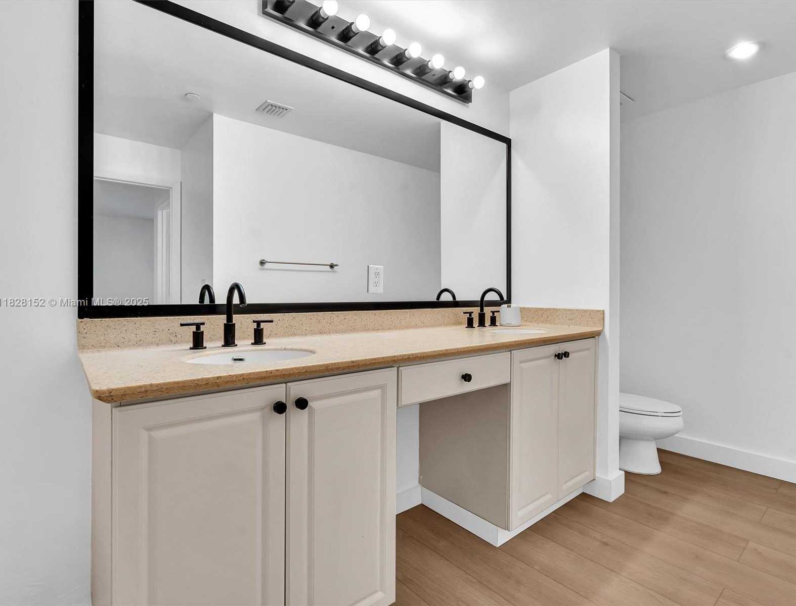 Small Image of 3340 NORTH EAST 190TH ST #1007, Aventura Number 53