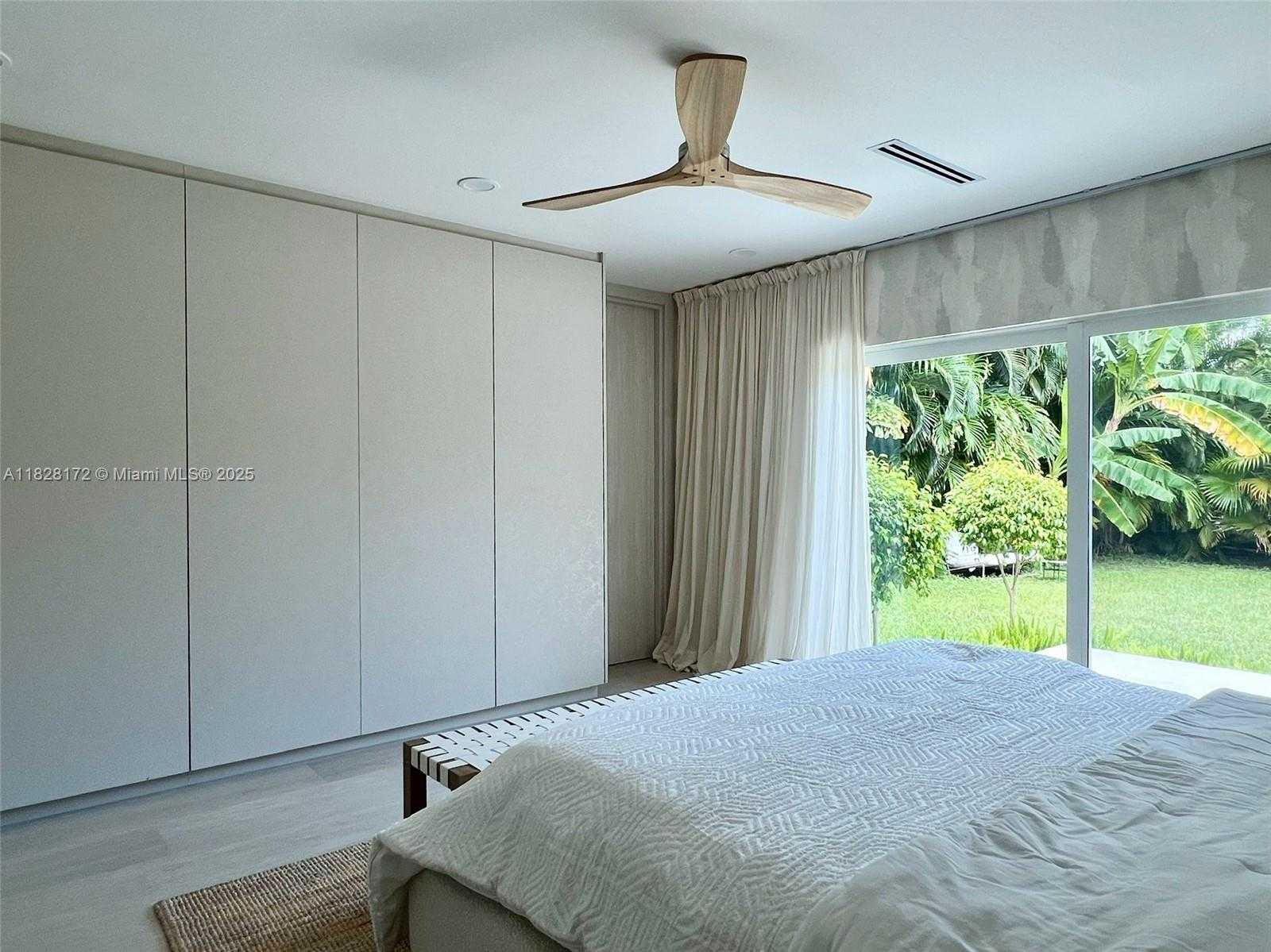 Small Image of 4515 ALTON RD, Miami Beach Number 25