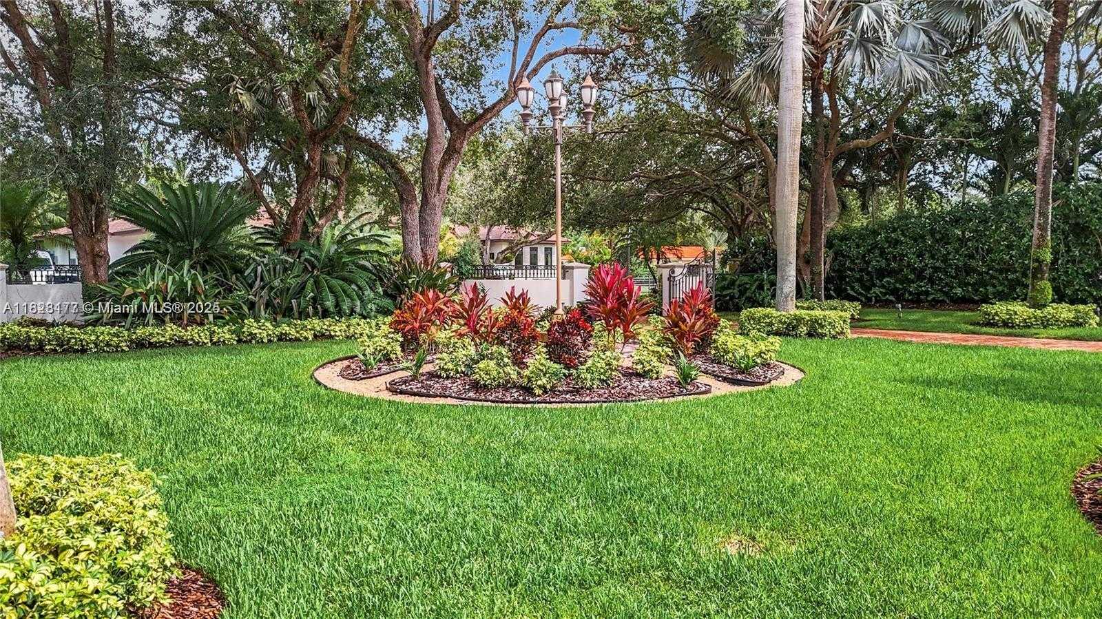 Small Image of 6710 SOUTH WEST 92ND ST, Pinecrest Number 11